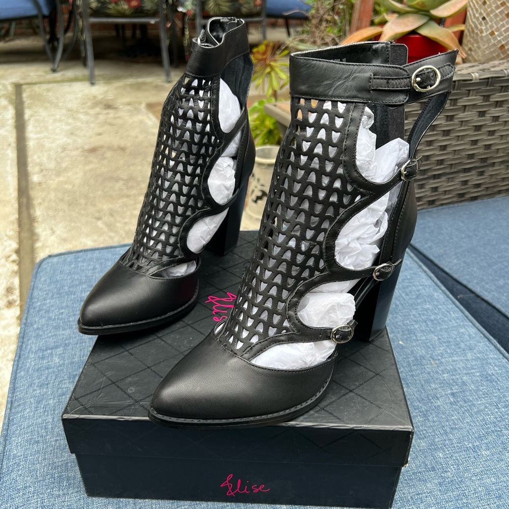 NEW Chinese Laundry Elise Directors Cut Black Leather Bootie Sexy Mary Jane 10